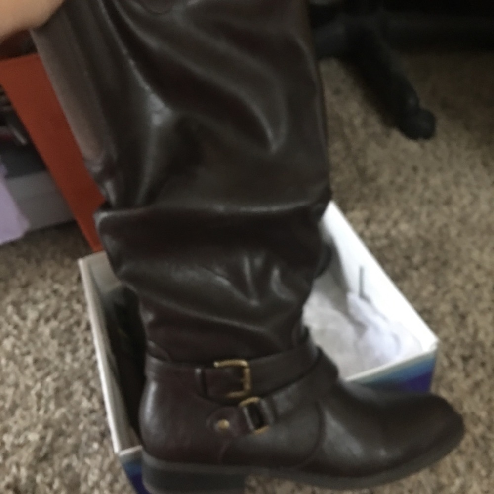 White Mountain wise calf boots